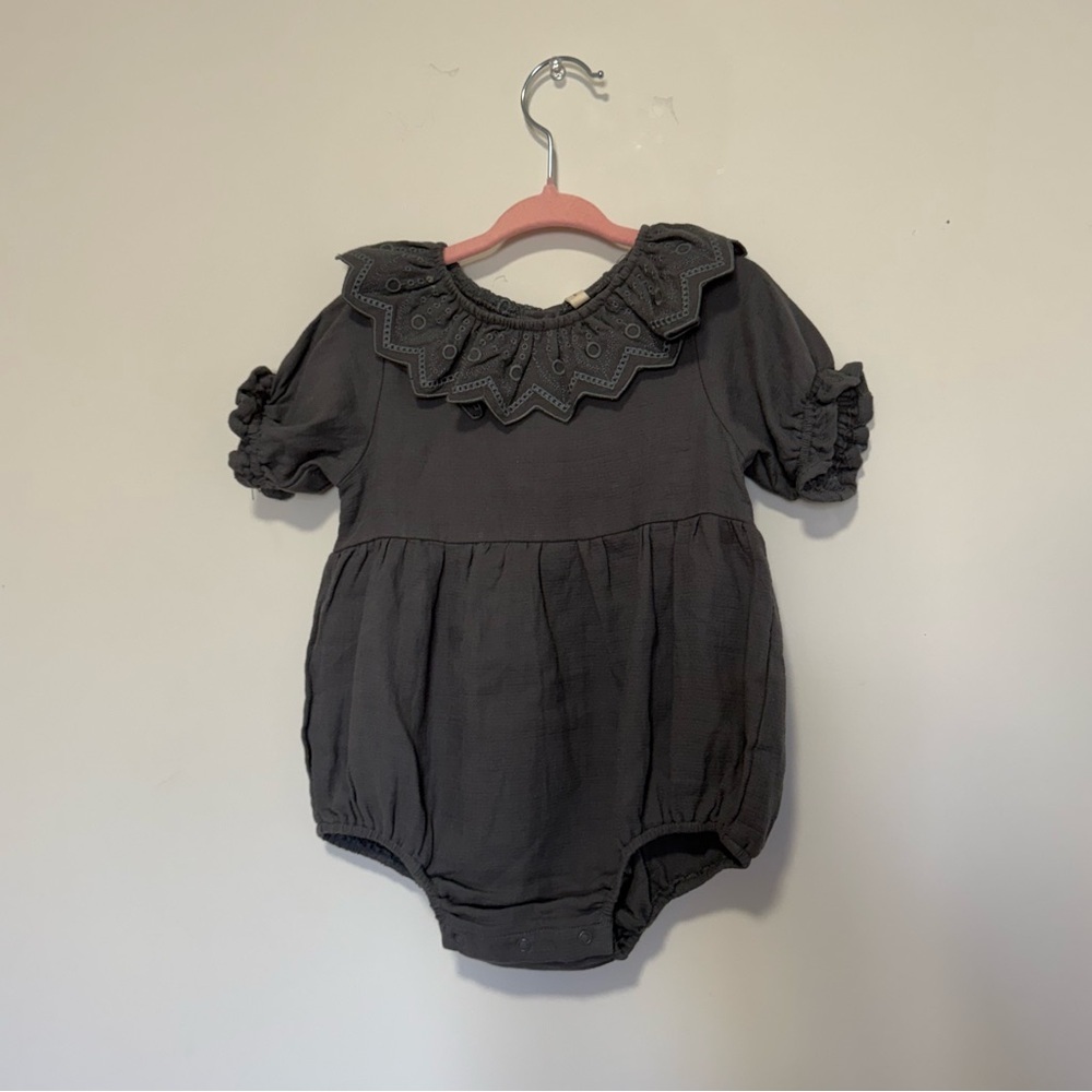 Quincy Mae Collared Bubble Romper 18-24 NWT
